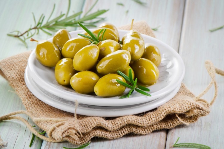 بهترین زمان خوردن زیتون