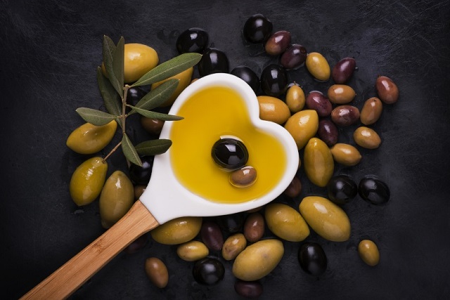 روغن زیتون قلب و عروق