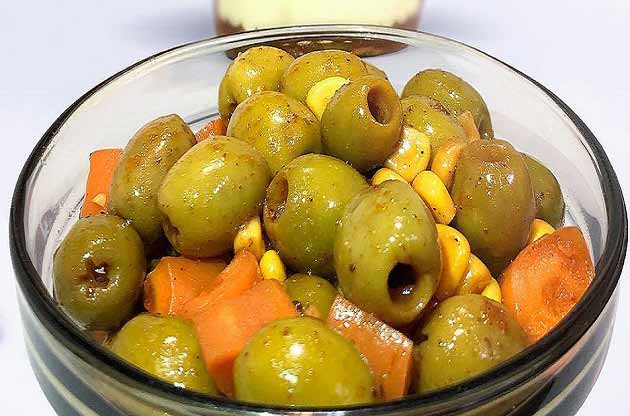 طرز تهیه ترشی زیتون خانگی