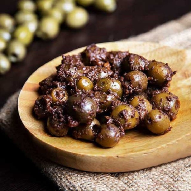 آیا زیتون پرورده باعث چاقی میشود